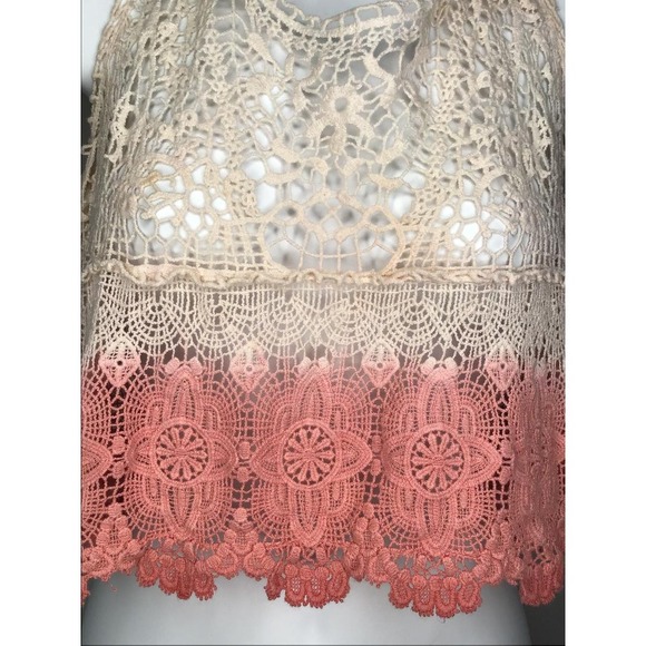 American Eagle Outfitters Tops - American Eagle Boho Crochet Ombre Halter Crop Top Size M Open Knit Festival